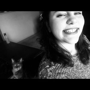 Meet your Posher, Danielle